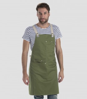 Delantal con peto con bolsillos en color verde caqui