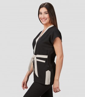 Casaca mujer Loto Negra para peluquería y estética