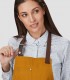 Delantal con peto Mostaza para camarero